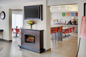 Hotel Comfort Inn South