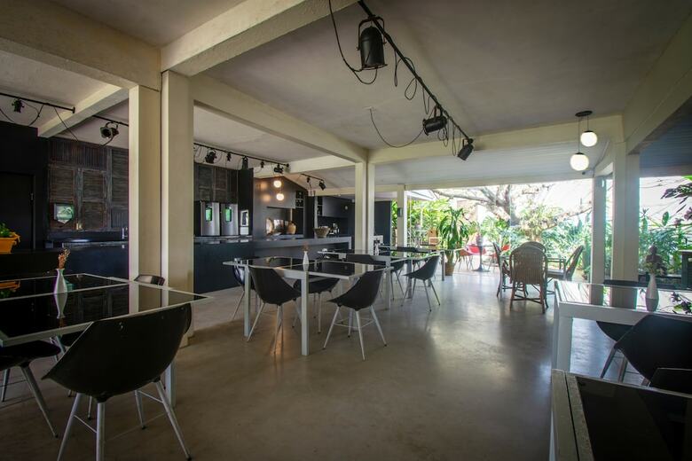 Hotel Arma��o Dos B�zios Pousada Design