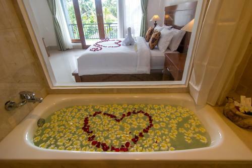 Gita Maha Ubud Hotel