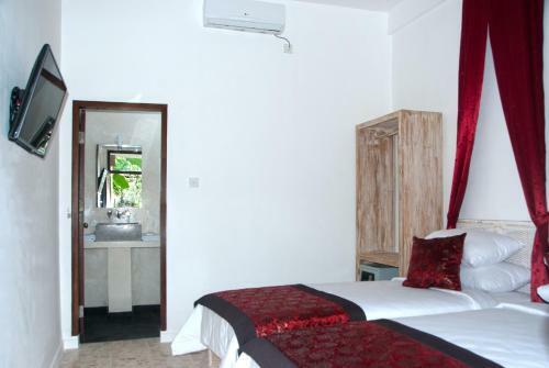 Lombok Senggigi Hotel