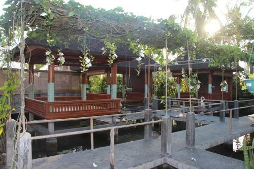 Hostal Nur Guest House