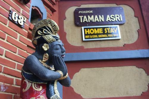 Pondok Taman Asri Homestay