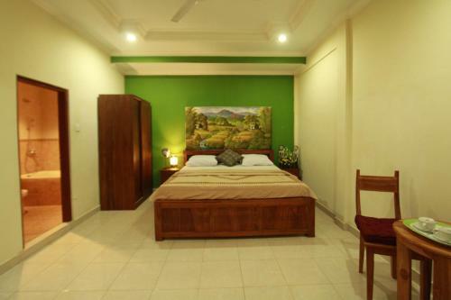 Hostal Pondok Loris Guest House