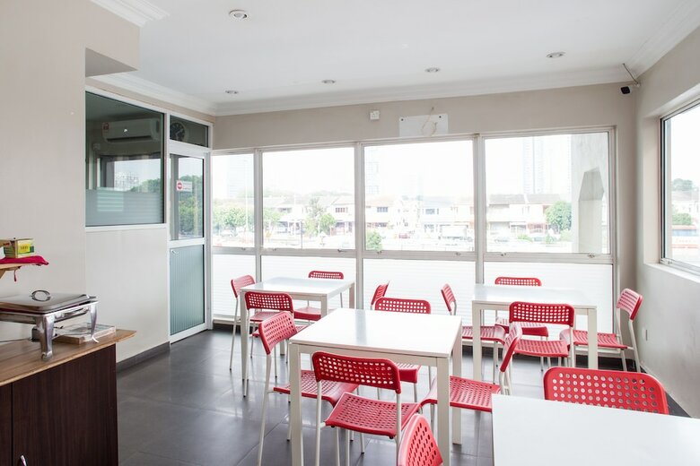 Pj Park Hotel