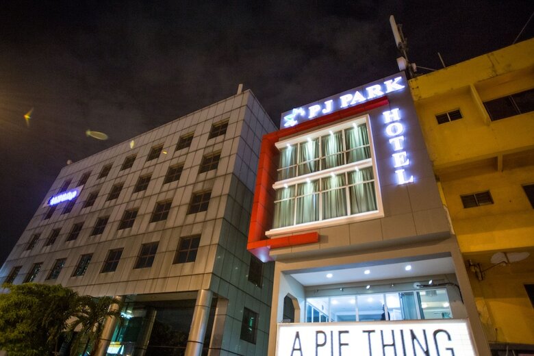 Pj Park Hotel