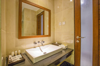 Grand Hardys Hotel And Spa Seminyak