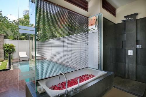 Royal Samaja Villas