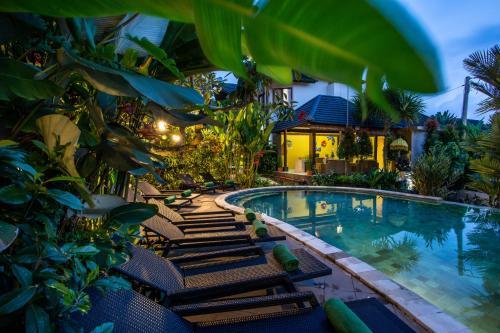Hotel Bakung Ubud Resort And Villa