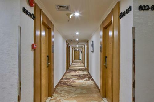 Yingshang Jinyi Hotel - Dade Road Branch