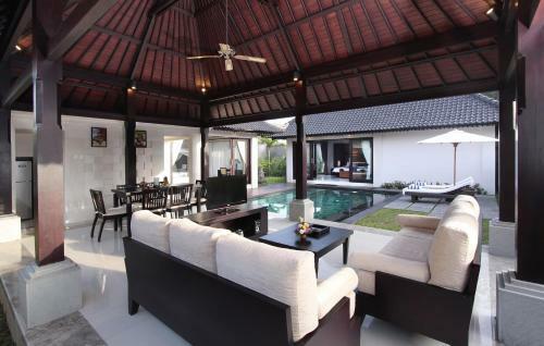 Santi Mandala Villa & Spa