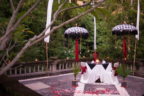 Santi Mandala Villa & Spa