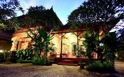 Hotel Kudesa Home Stay