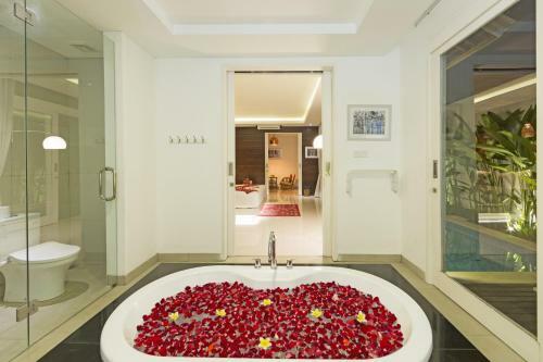 Crown Astana Villas Seminyak