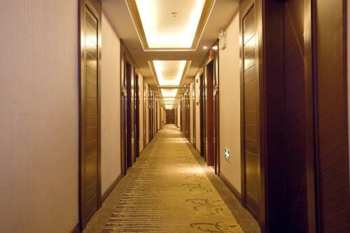 Guilin Golden Crown International Hotel
