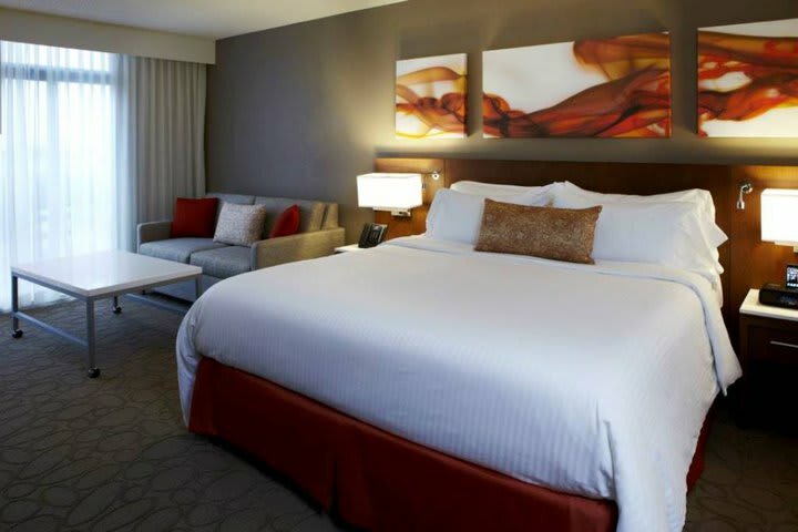 Delta Meadowvale Hotel And Conference Center