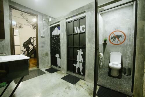 Paper Plane Hostel