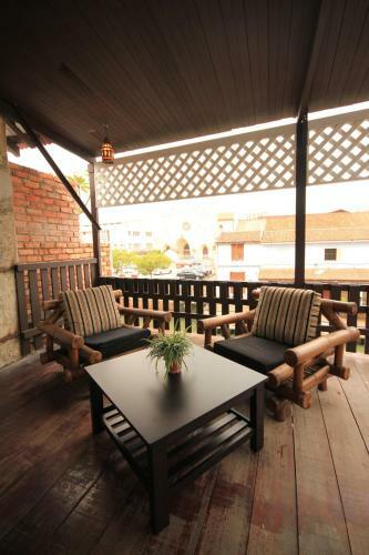 Albergue River Song Residence