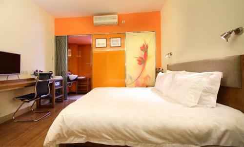 Hotel Yanjiang East Garden Inn