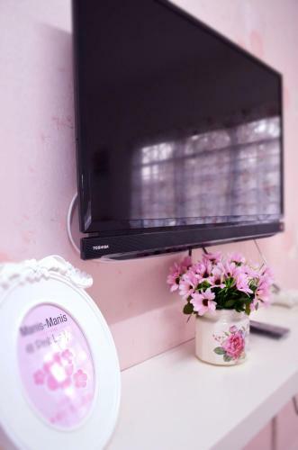 Hostal Manis Manis @ Pink Lady