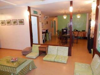 Travellers Planet Hotel & Guesthouse