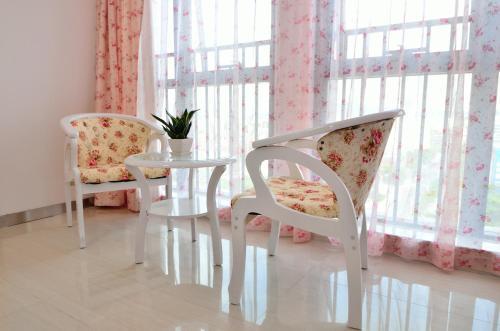 Moon Shine Apartment Hotel