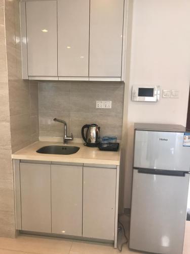 Moon Shine Apartment Hotel