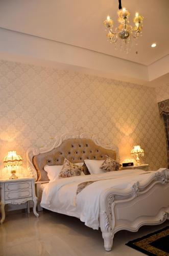 Moon Shine Apartment Hotel