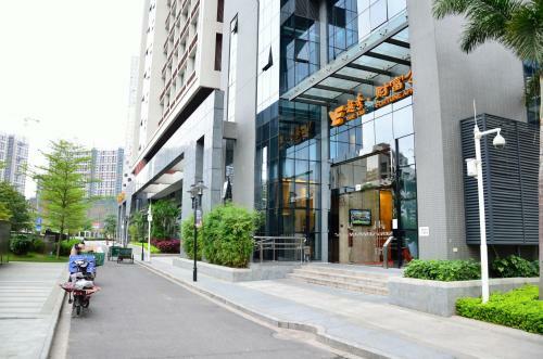 Moon Shine Apartment Hotel