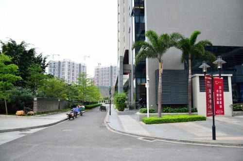 Moon Shine Apartment Hotel