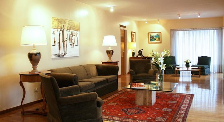 Hotel Plaza San Martin Suites