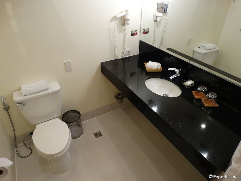 Hotel City Garden Suites Manila