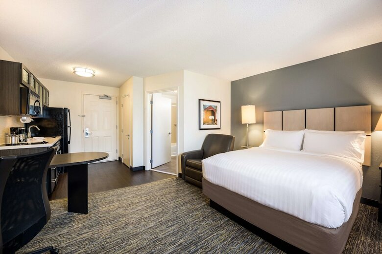 Hotel Candlewood Suites Boston-burlington