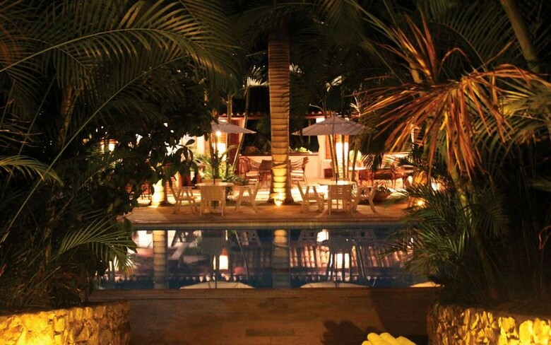 Hotel Porto Bay Resort