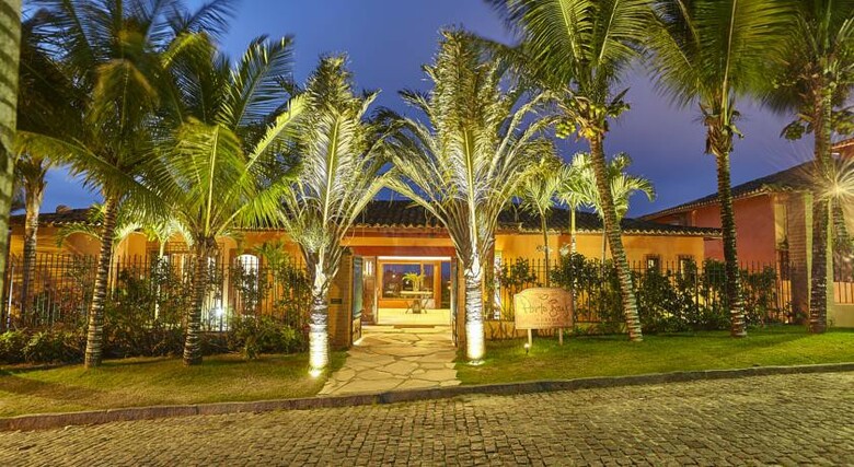 Hotel Porto Bay Resort