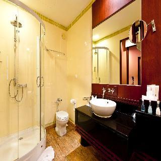 Hotel Grand Pacific Sovereign Resort