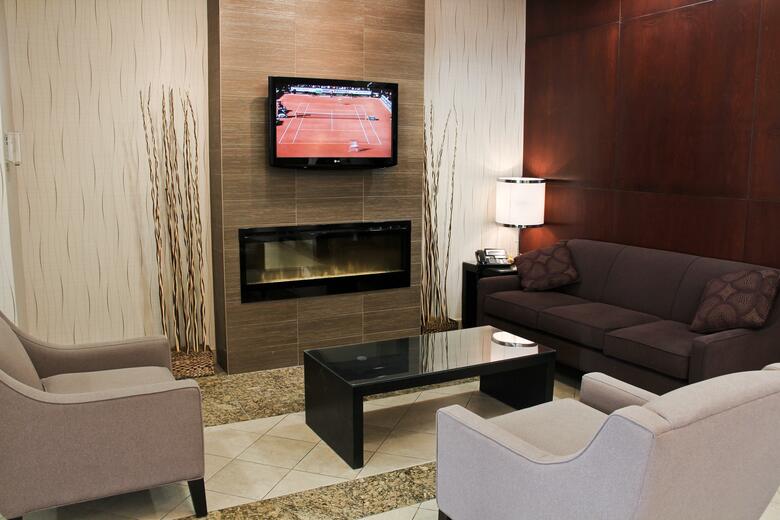 Holiday Inn Hotel & Suites Winnipeg Downtown