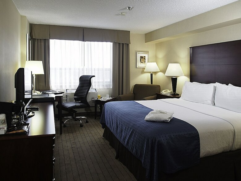 Holiday Inn Hotel & Suites Winnipeg Downtown