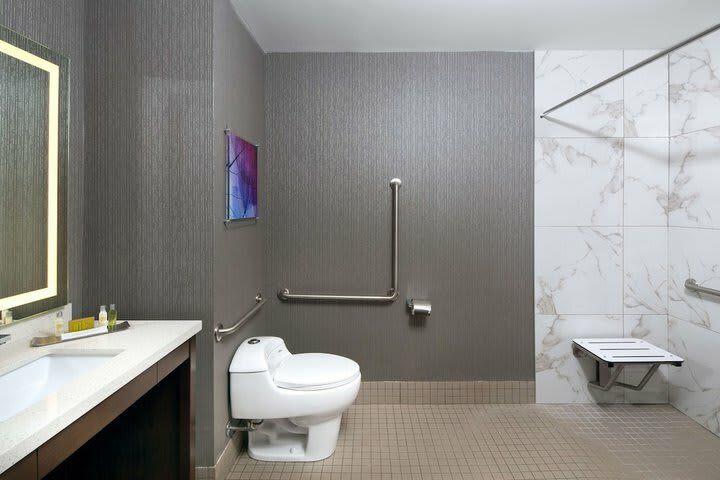 Hotel Holiday Inn Harbourview Halifax