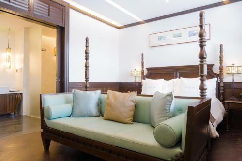 Relais & Chateaux Chaptel Hangzhou Hotel