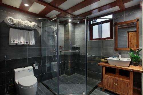 Hostal Baike Hotel