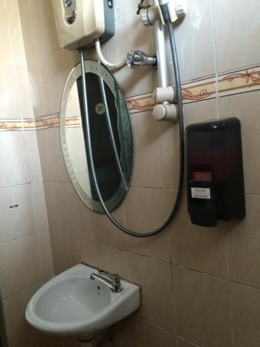 Hostal Suntec Hotel