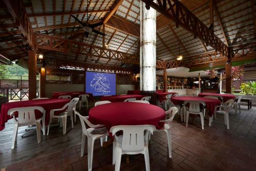 Hotel Paya Beach Spa & Dive Resort