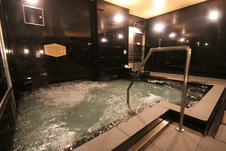 Apa Hotel Shinjuku Gyoenmae