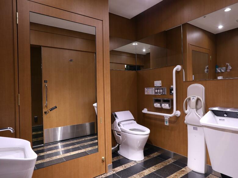 Apa Hotel Kanda Jimbocho Ekihigashi
