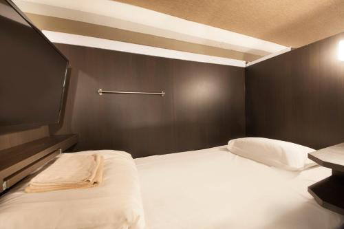 Centurion Cabin & Spa (female Only)