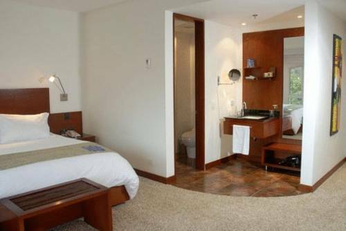 Hotel NH Bogot� Pavillon Royal