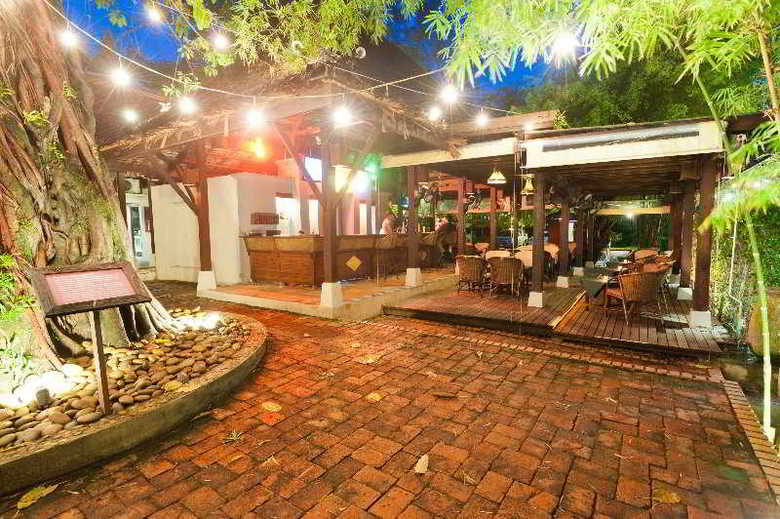 Hotel Khao Lak Bhandari Resort & Spa