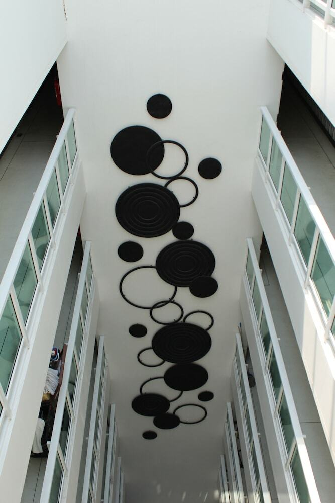 Hotel Amari Nova Suites