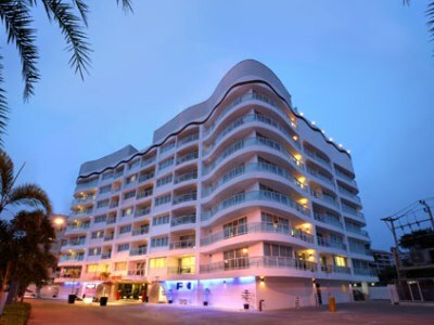 Hotel Amari Nova Suites
