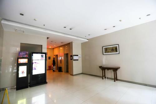 Nissi Holiday Hotel